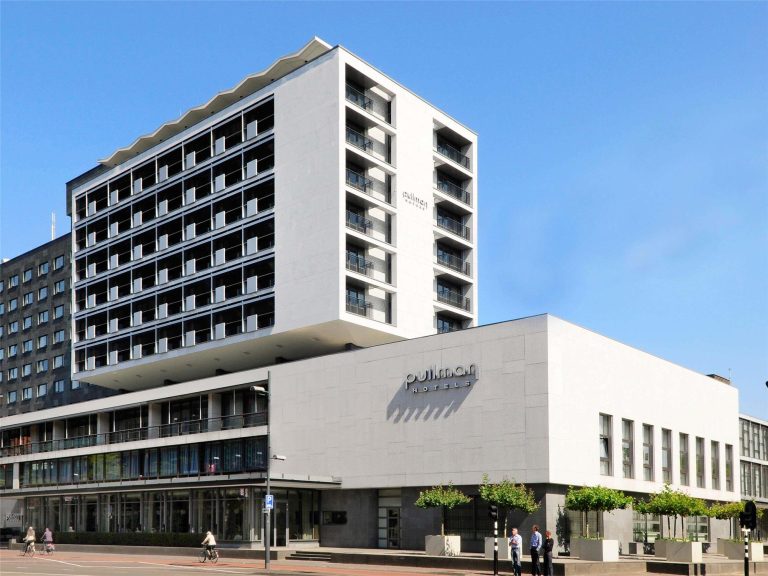 Volo + Hotel Milano - Eindhoven - Pullman Eindhoven Cocagne da 235.95€