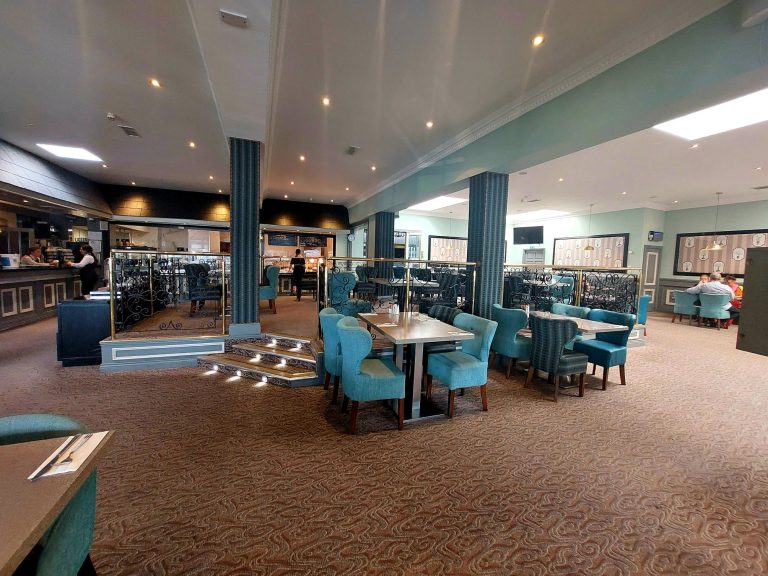 Volo + Hotel Milano - Galway - Flannery's Hotel da 2704.56€