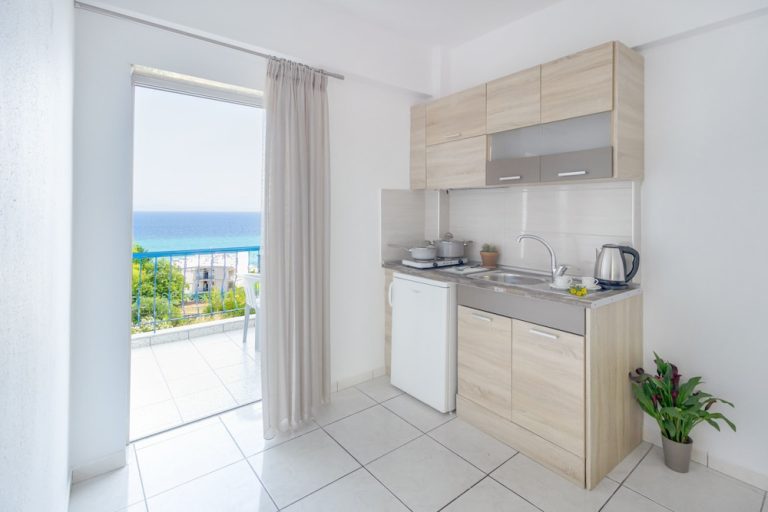 Volo + Hotel Milano - Kassandria - Roditsa Patritsia Apartments da 194.52€