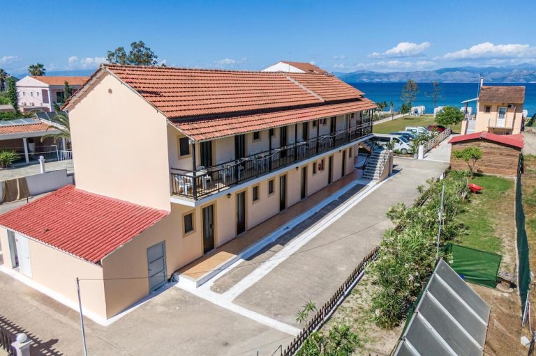 Volo + Hotel Milano - Kavos - Sandy Beach Complex da 153.13€