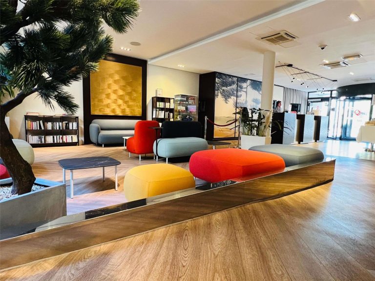 Volo + Hotel Milano - Marsiglia - Aparthotel Adagio Marseille Timone da 101.51€