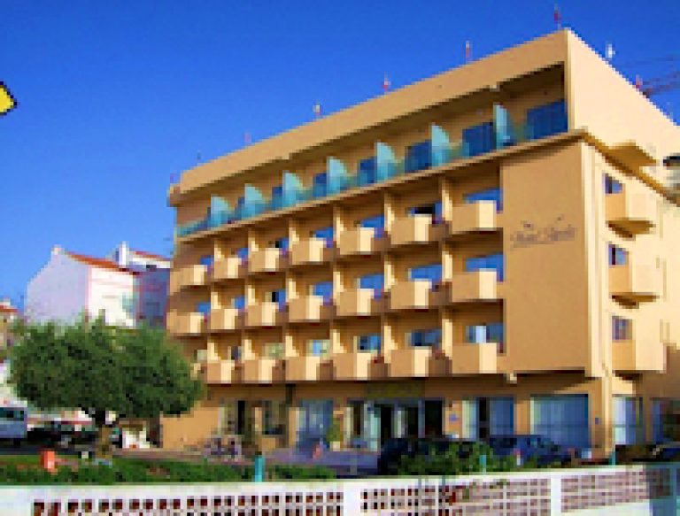 Volo + Hotel Milano - Monte Gordo - Hotel Apolo da 204.3€