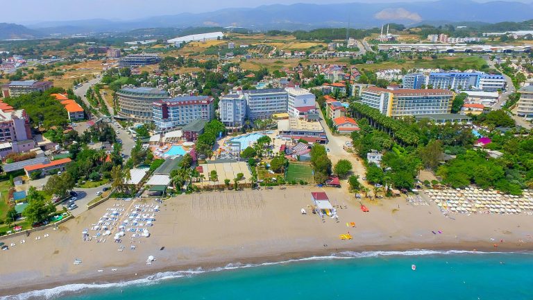 Volo + Hotel Milano - Okurcalar - Club & Hotel Karaburun - Halal All Inclusive da 808.12€