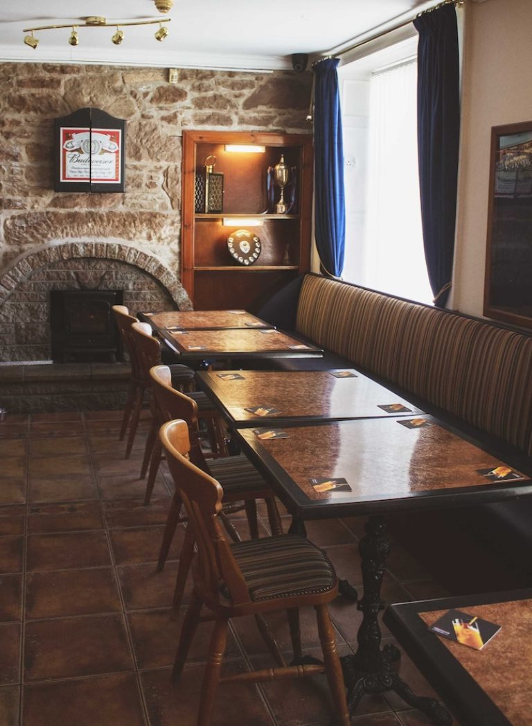 Volo + Hotel Napoli - Perth - THE EARN HOTEL da 537.16€