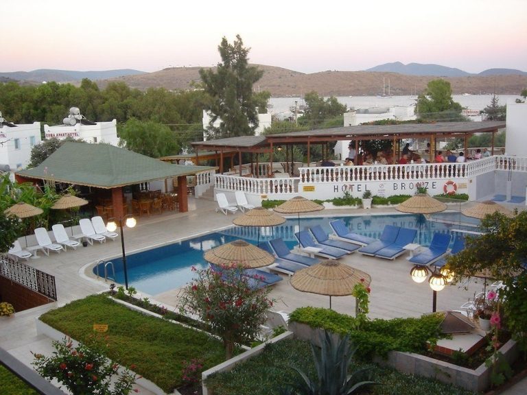 Volo + Hotel Milano - Regione di Bodrum, Turchia - Bronze Hotel da 867.75€