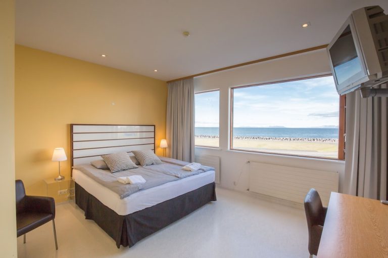 Volo + Hotel Milano - Reykjavik, Aeroporto di Keflavík - Hotel Keilir by Reykjavik Keflavik Airport da 427€