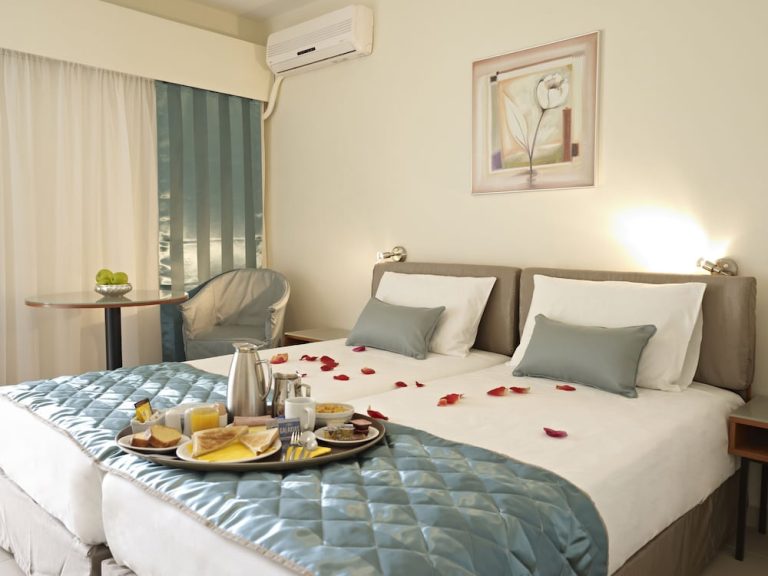 Volo + Hotel Milano - Rodi città - Hotel Galaxias da 233.21€