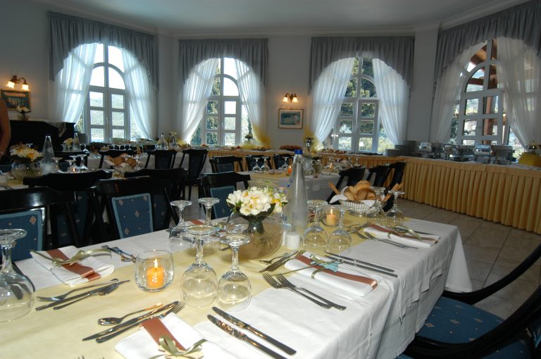 Volo + Hotel Milano - Samos - Kerveli Village Hotel da 451.17€