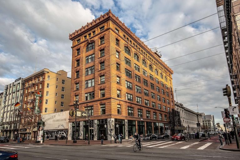 Volo + Hotel Milano - San Francisco - Yotel San Francisco da 787€