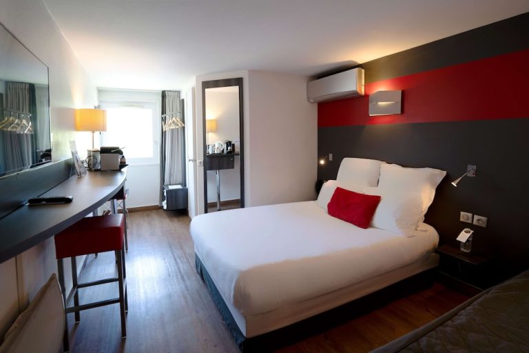 Volo + Hotel Milano - Versailles - Best Western The Hotel Versailles da 325.75€