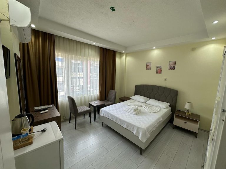 Volo + Hotel Milano - Yalova - NAVAL HOTEL da 339.92€