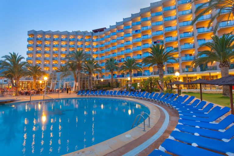 Volo + Hotel Napoli - Denia - Port Denia da 557.86€