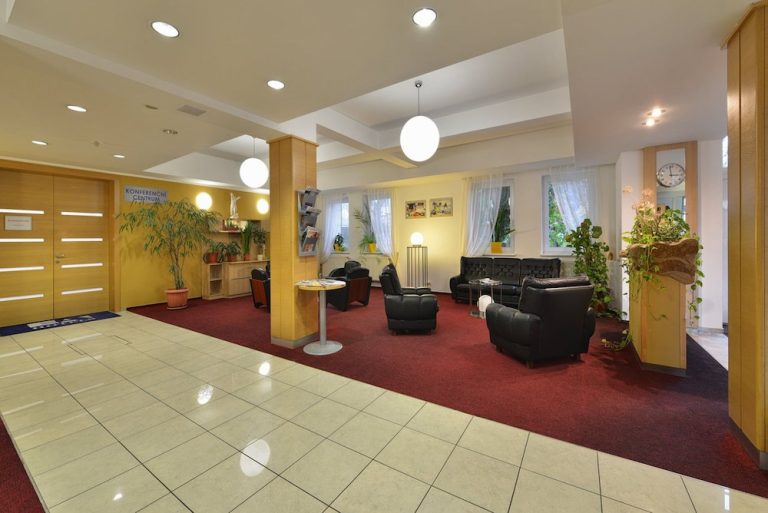 Volo + Hotel Napoli - Praga - EA Hotel Populus da 191.35€