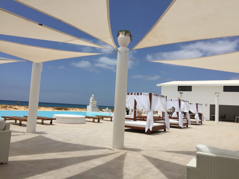 Volo + Hotel Napoli - Santa Maria,Isola di Sal - Hotel LIVVO Budha Beach da 1288.32€