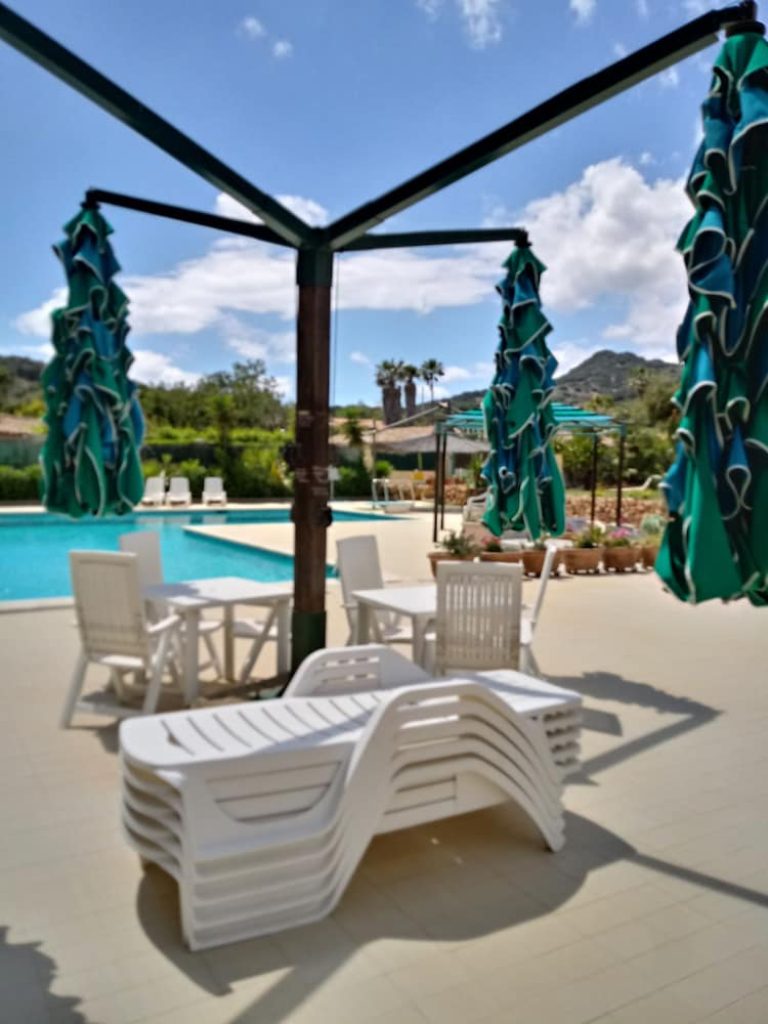 Volo + Hotel Napoli - Villasimius, Sardegna - Verdemare Sardegna Uno da 319.65€