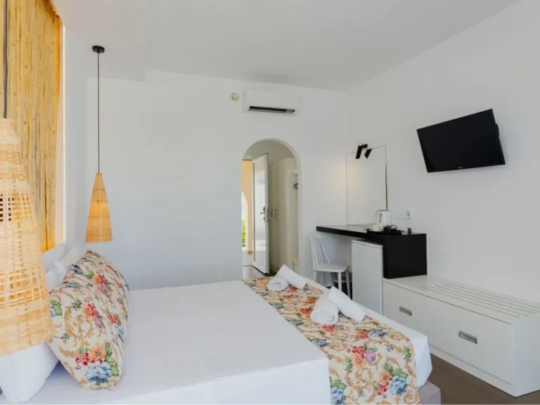 BEL MARE 4* - ADULTS ONLY a Rodi, Grecia: Soggiorno+Volo+Trasferimento - 7 notti da 1408€